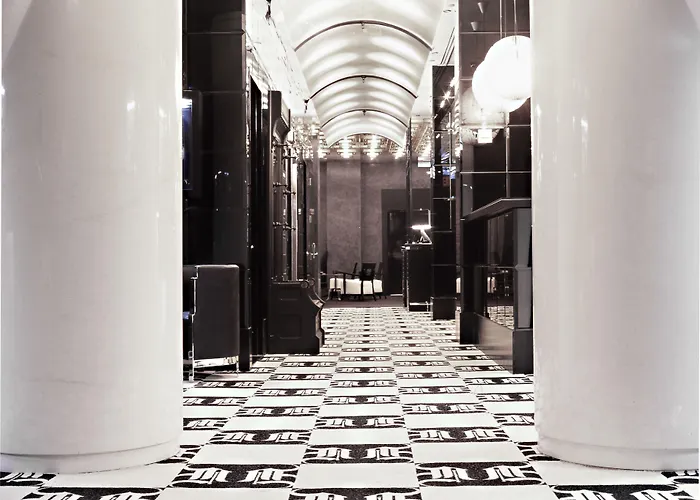 Night Hotel By Sb At Times Square